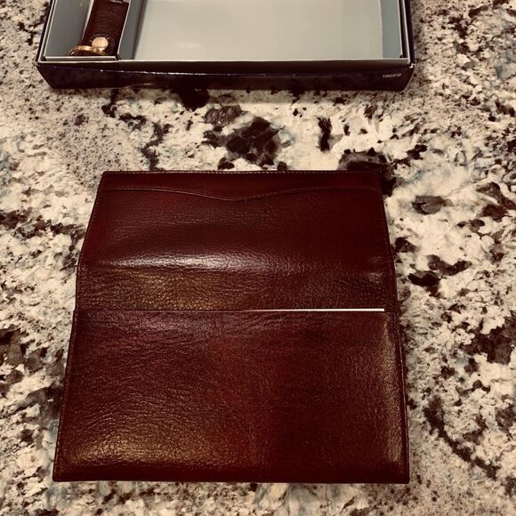 Wallet and Key Ring New - Picture 7 of 14